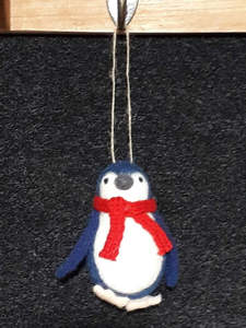 Christmas Craft: Little Blue Penguin~ woolly scarf~ hanging ornaments