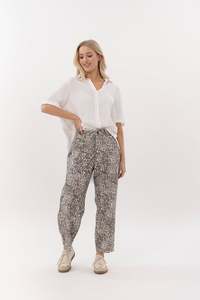 Mimoso Aw23: Barrel Jean - leopard wash