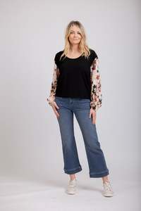 Moss Sale: Flora Top - Abstract