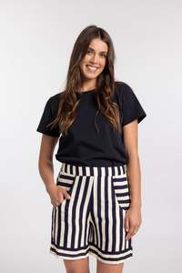 Elise short