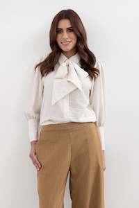 Moss Winter 26 Indent: Moss Bow Shirt