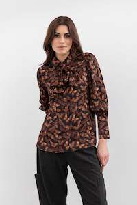 Moss Winter 26 Indent: Moss Bow Shirt - butterfly print