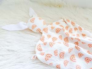 Snugglers: Sunshine Rainbow Snuggle Bunny Comforter