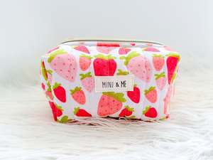 You: Strawberry Fields Quilted Everything Pouch – Mini & Me Original Print