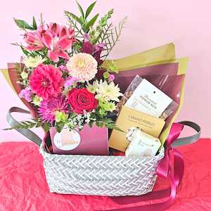 Valentines: Sweet & Blooming Delight | Gift Pack