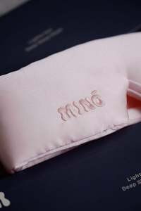 Light Blocking Calming Solutions: Silk Eye Mask - Blush