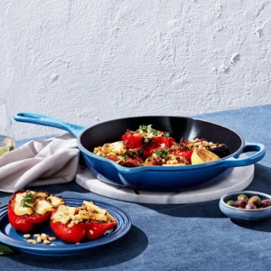 Signature Round Skillet Frying Pan / Multiple Size Options