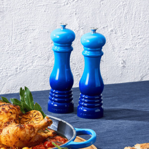 Classic Salt Mill or Grinder/21cm Tall