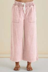 Saffra Relax Leg Jean Pink