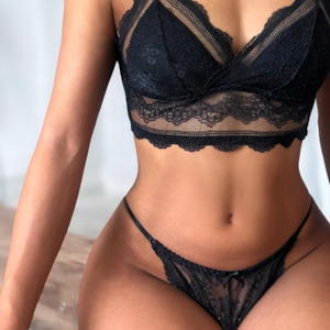 Backless Bralette & Knicker Set Black