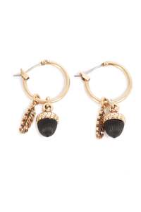 Accessories: Earrings With Bunch Acorn