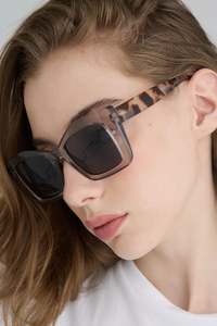 Eyewear: Cleo Sunglasses Grey Tortoise Shell