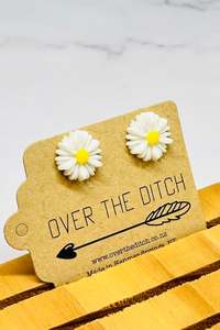 White Daisy Studs