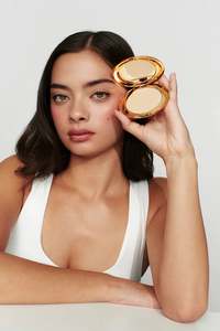 Miracle Flawless Pressed Powder Light