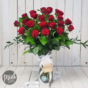 Roses Click On Images: Romantic Red Rose Bouquet - Two Dozen - 24 Stems