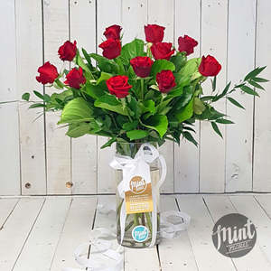 Roses Click On Images: Romantic Red Rose Bouquet - One Dozen - 12 Stems