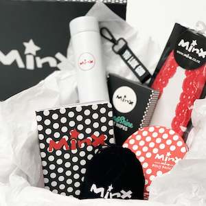 Gift Ideas: Exclusive Treats Box