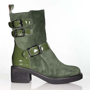 Dont Be Afraid Of Suede: Confessor