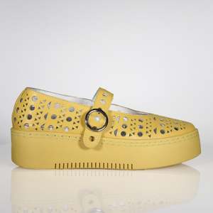 37 Sample - Darcy/yellow