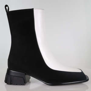 37 SAMPLE - ELITE/BLACK WHITE