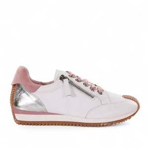 Footwear: Marvel Zip