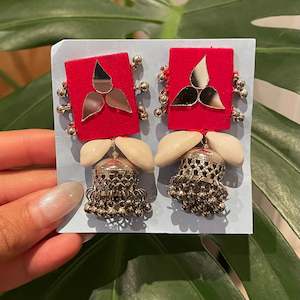 Fabric Accessories: Yashna