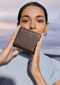 Autumn Winter 2025: Sense Of Wonder Wallet - Cocoa