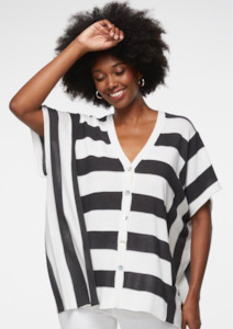 CLEARANCE Poncho Cardi - White