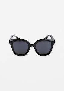 Sunglasses: Manhattan Sunglasses - Black