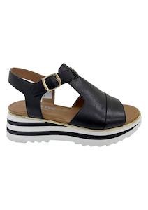 Hallie Flatform - Black