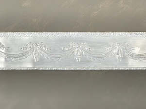 T64 – Bow Swag Trim