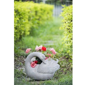 Decorative Planters Nz: Swan Planter II - Resin