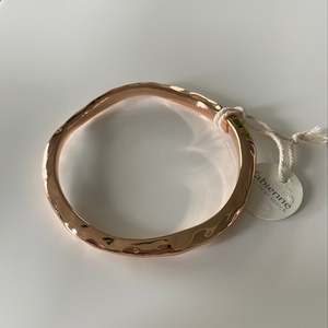 Accessories: Rose Gold bracelet Fabienne