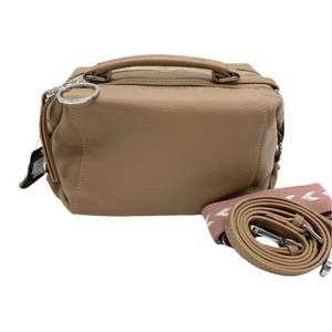 Accessories: AVA bag BLUSH