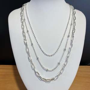 Accessories: Trio Chain Short Silver