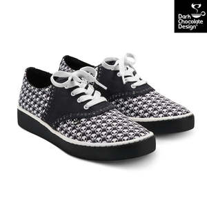 Frontpage: Bone & Chic