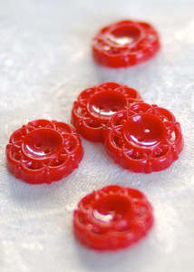 Vintage: Vintage 1950's Buttons - Red