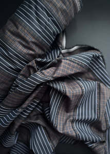 Light Weight: Frazzle Texture Cotton Poplin Fabric