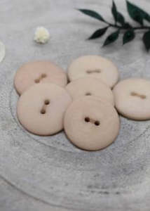 Atelier Brunette: Palm Corozo Buttons - Blush.