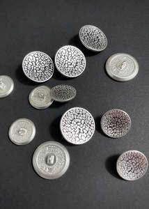 Metal Buttons - Pebble Silver