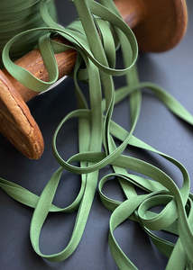 Organic Cotton Double Fold Bias Binding, Grass Green