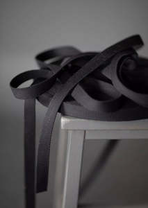 Merchant Mills Haberdashery: Cotton Bag Webbing- 25mm Black