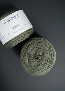 Sale 1: Rosários4 Meia. Merino 4ply Yarn - Caper Green 17