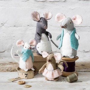 Mouse Family - Felt Hand Stitching Kit, Corinne Lapierre