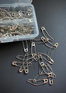 Curved Safety Pins for Quilt Basting