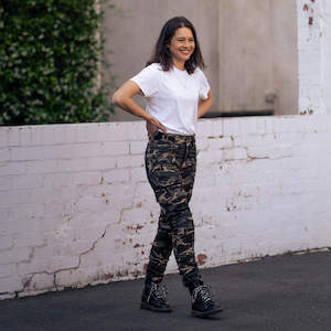 Lara Cargo Pants - Camo