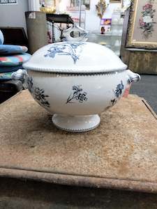 BEAUTIFUL Large French 1900s Serving Dish.   LF22