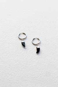 Accessories: Niho Kaiū – Black with Silver Hoop