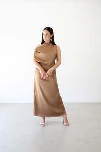 Hono Dress in Almond