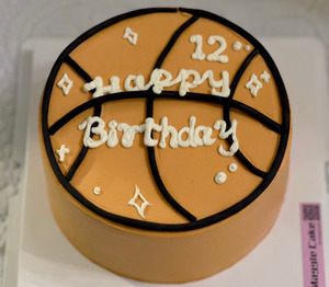 Products: Classic Basketball Maggie Bakery